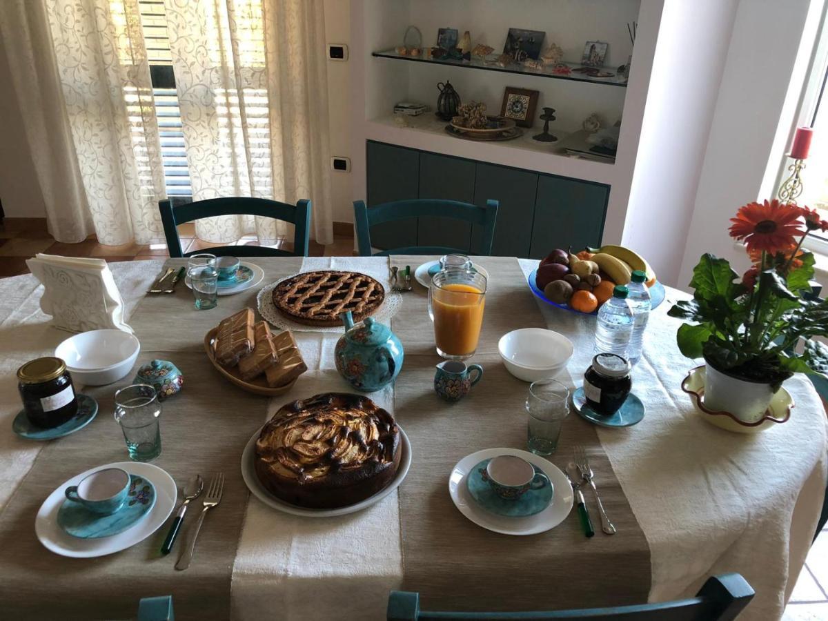 B&B La Palma San Costanzo ภายนอก รูปภาพ